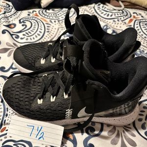 Nike- LeBron James Witness 5